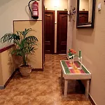 Pachin אכסניה מיירס